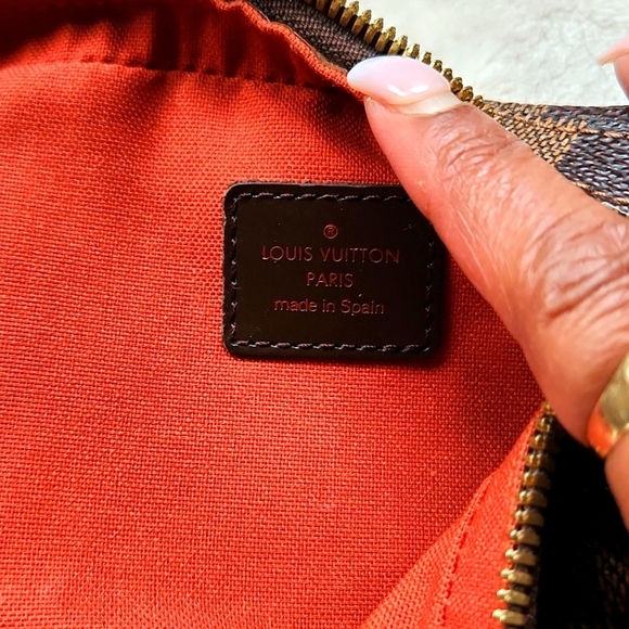 Louis Vuitton Damier Ebene Geronimos Crossbody Sling Bag (UNISEX) - Picture 7 of 7